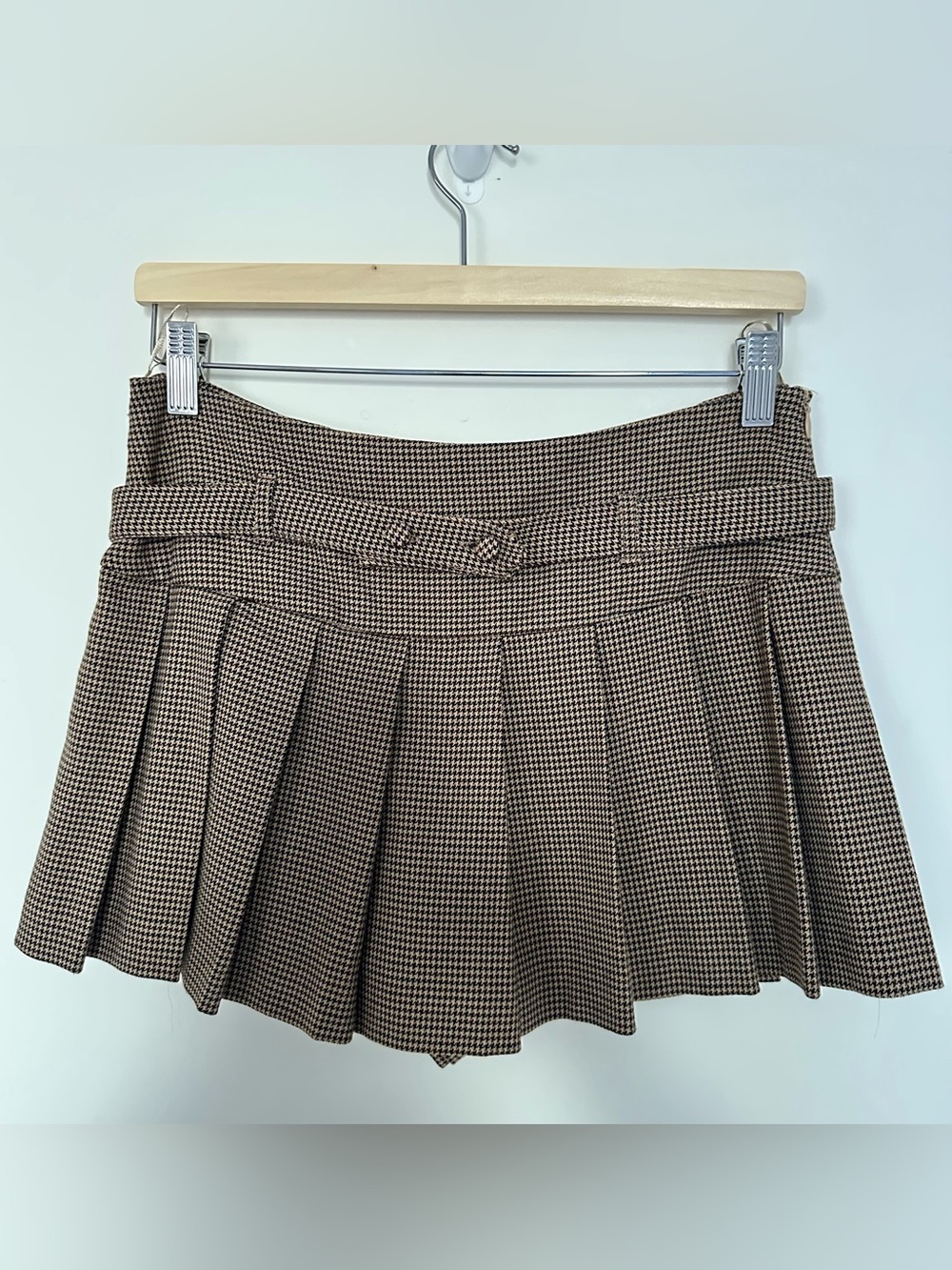 Zara Brown Houndstooth Pleated Mini Skirt